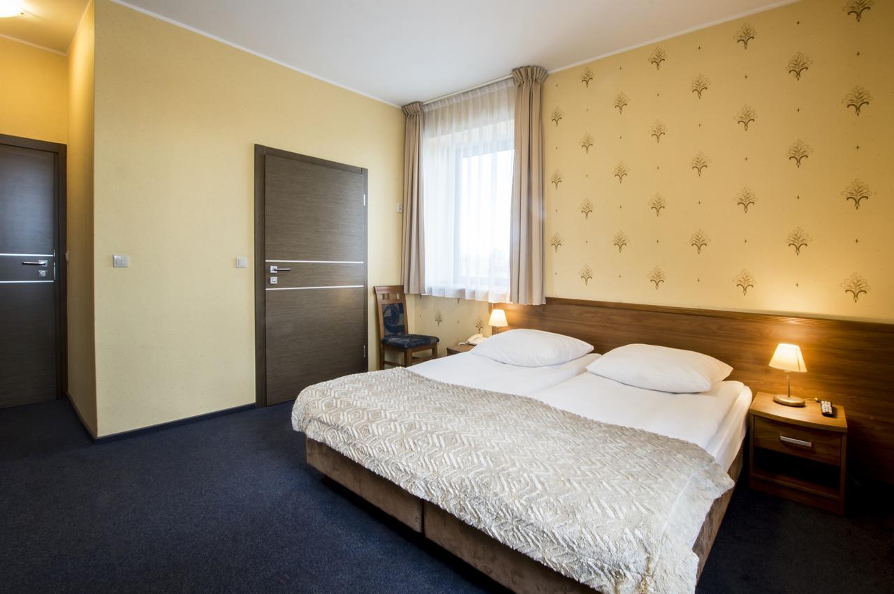 Apart Chopin Pruszcz Gdański Buitenkant foto